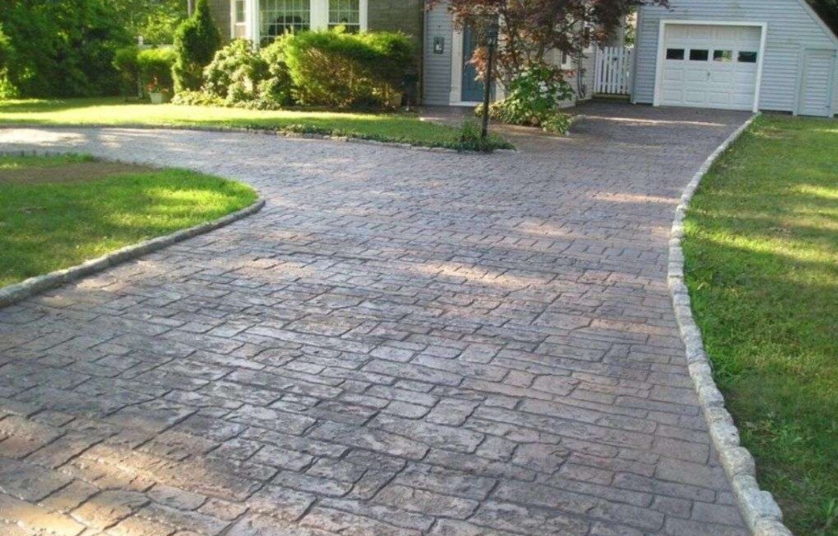 Long-lasting stamped concrete driveway installation in Atascocita